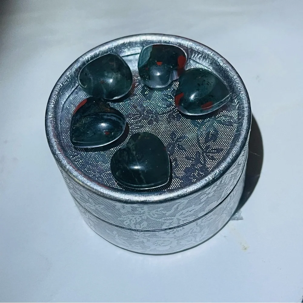 New Natural Rare Natural Bloodstone Crystal Red Green Small Heart Pocket Stone
